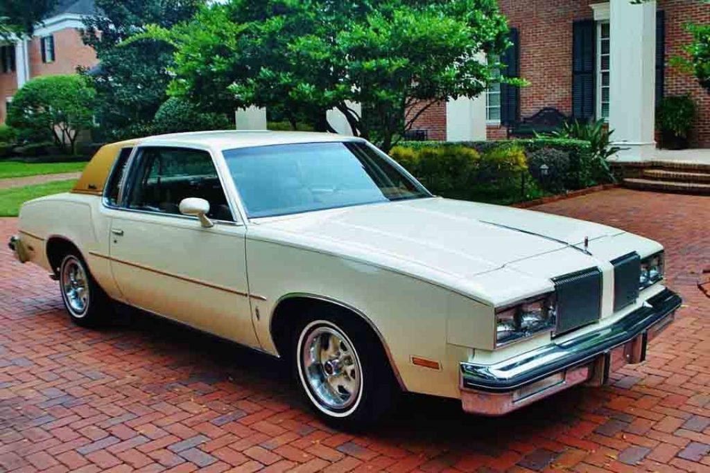 1980 Oldsmobile Cutlass Supreme.