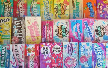 20 Candies From The 90s